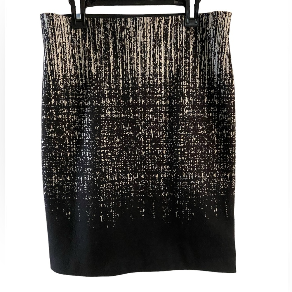 Studio Point Black/Gray Pencil Skirt